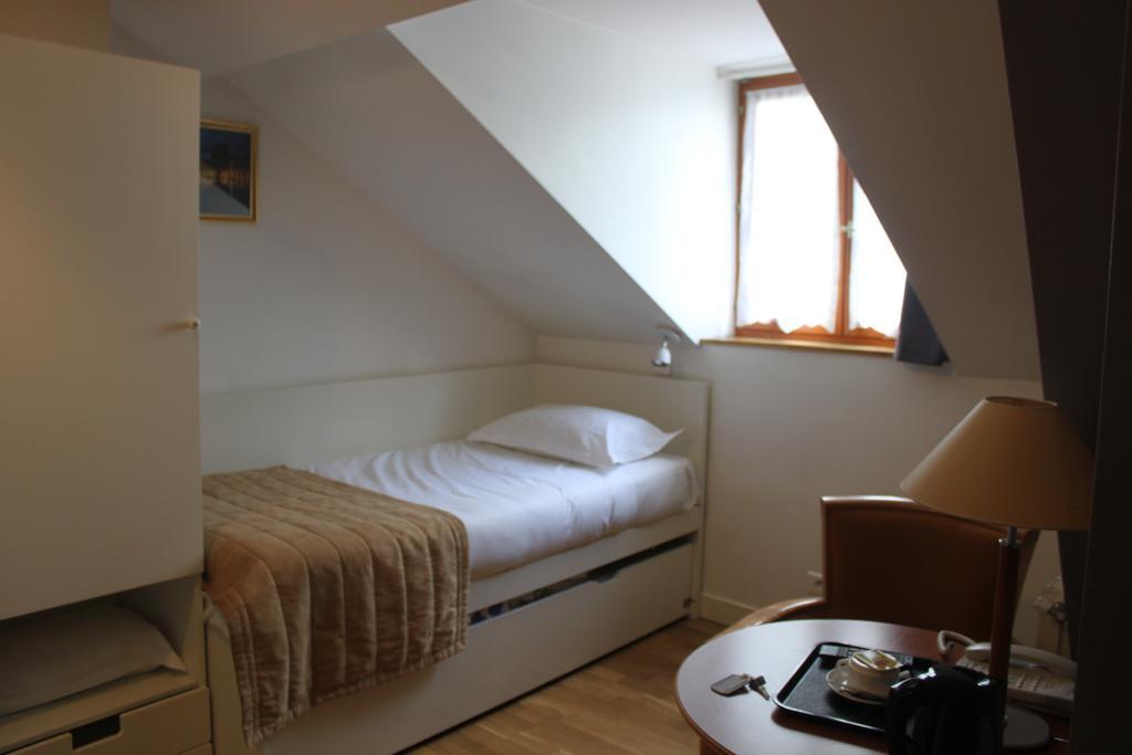 Hotel Metropolitain Paris Luaran gambar